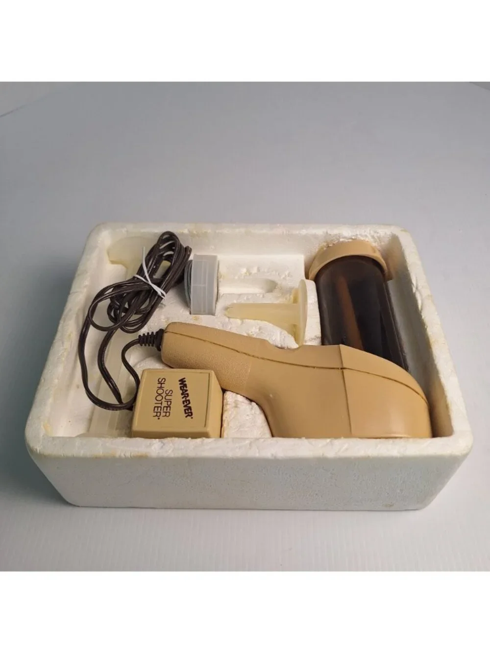 VINTAGE 1970'S WEAR-EVER SUPER SHOOTER ELECTRIC FOODGUN MODEL 70123 ORIGINAL BOX